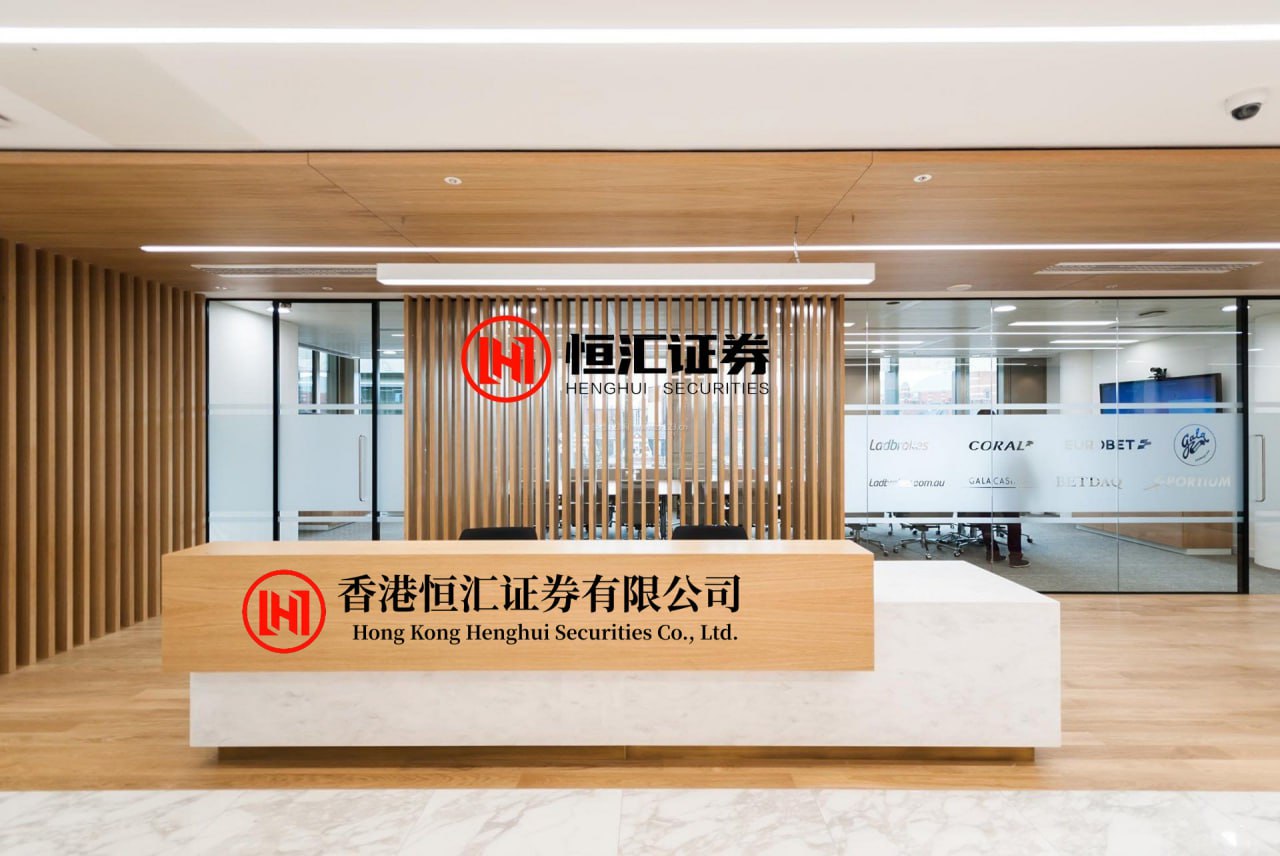 同花配资 全网连夜补剧，25年前的8.2分神剧靠吓人翻红了？
